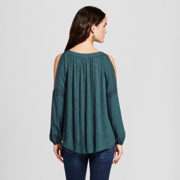 Knox Rose Women's Long Sleeve Embroidered Knit Top - Picture 2 of 4